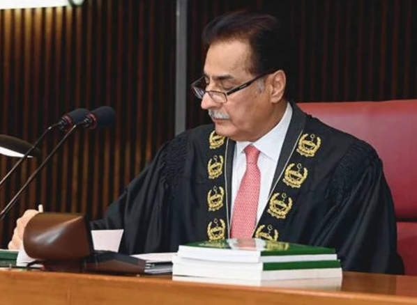 قومی اسمبلی کے اسپیکر نے حکومت اور پی ٹی آئی کی مذاکراتی کمیٹیوں کا پہلا اجلاس کل طلب کرلیا