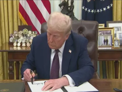 اسرائیل کے سوا امریکا نے تمام غیر ملکی امدادی پروگراموں کی نئی فنڈنگ روک دی