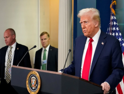 صدر ٹرمپ کا طیارہ حادثے پر اظہار افسوس