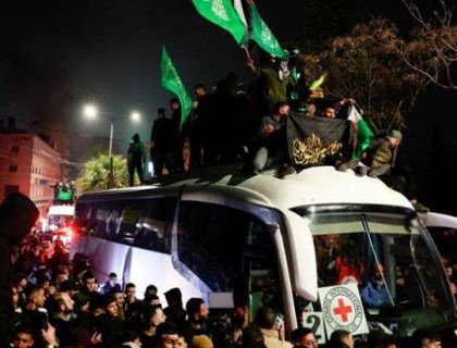 غزہ جنگ بندی معاہدہ، حماس نے 3، اسرائیل نے 90 قیدی رہا کر دئیے
