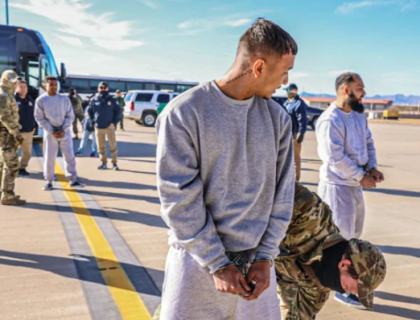 امریکا ، تارکین وطن کو گوانتانا موبے بھیجا جا رہا ہے