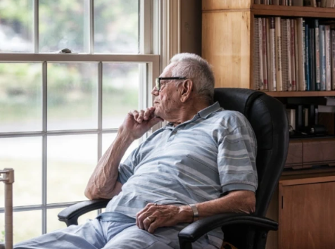 سماعت کی کمی اور ڈیمنشیا کے آغاز کے درمیان مضبوط تعلق کا انکشاف