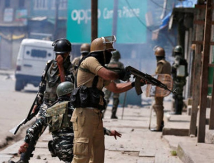 مقبوضہ کشمیر میں بھارتی فوج کے 63 مقامات پر چھاپے، ہزاروں کشمیری گرفتار