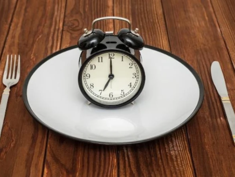 وقتاً فوقتاً روزہ رکھتے رہنا وزن میں کمی کی بہترین حکمت عملی