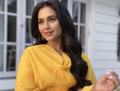 شیخ حسینہ کا کردار ادا کرنے والی نصرت فاریہ گرفتار