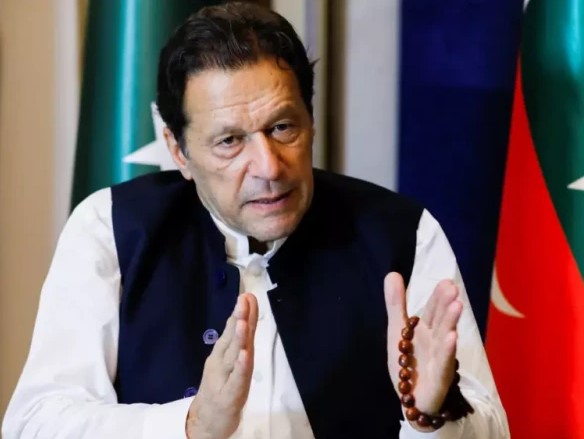 پاکستان کی خاطر گیو اینڈ ٹیک کیلئے تیار ہوں، عمران خان