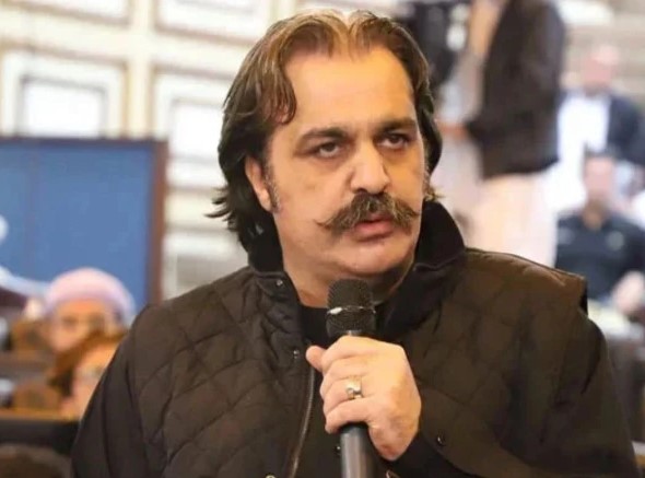 26ویں ترمیم سے عدلیہ پر مارشل لا لگا دیا گیا، علی امین گنڈاپور