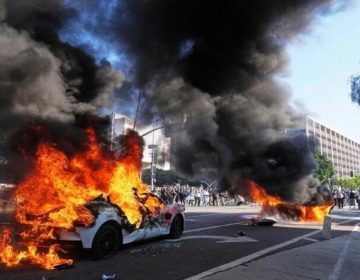 امریکا، لاس اینجلس میں احتجاج شدت اختیار کر گیا، ایمرجنسی کرفیو نافذ، سینکڑوں گرفتار