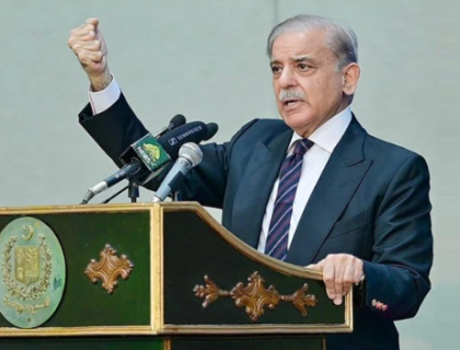 بھارتی جارحیت کا فوری فیصلہ کن جواب دینے کے علاوہ کوئی چارہ نہیں تھا، وزیر اعظم
