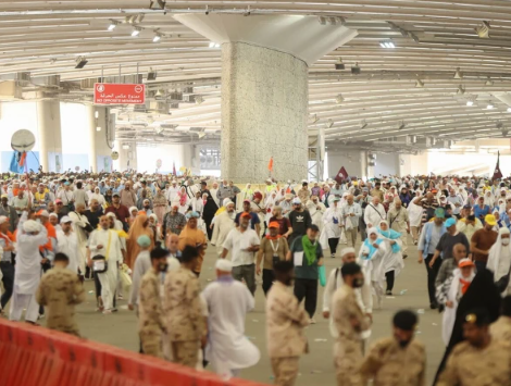 حجاجِ کرام کی رمیٔ جمرات کے بعد منیٰ سے روانگی شروع