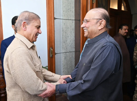 حکومت عوام دوست بجٹ پیش کرنے کیلیے اقدامات کرے، صدر مملکت کی وزیراعظم سے گفتگو