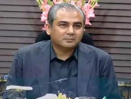 ’’بڑے لوگوں پر ہاتھ ڈالا جائے‘‘ وزیرداخلہ کا حوالہ ہنڈی مافیا کیخلاف کریک ڈاؤن کا حکم