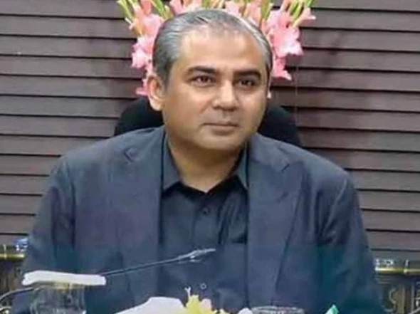 ’’بڑے لوگوں پر ہاتھ ڈالا جائے‘‘ وزیرداخلہ کا حوالہ ہنڈی مافیا کیخلاف کریک ڈاؤن کا حکم