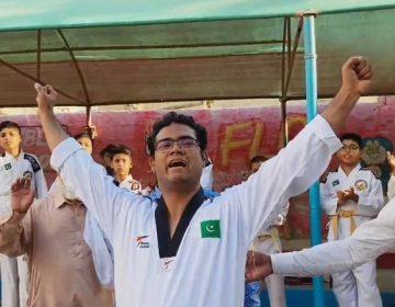 راشد نسیم نے نیا عالمی ریکارڈ بنا ڈالا، ایک منٹ میں کتنے مکے مارے؟