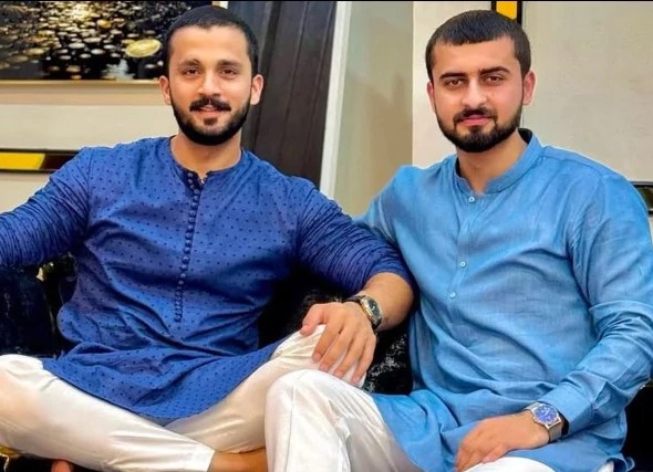 رجب بٹ کے قریبی دوستوں کی نازیبا ویڈیوز لیک ہوگئیں