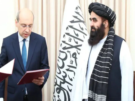روس افغانستان کی طالبان حکومت کو باضابطہ طور پر تسلیم کرنے والا پہلا ملک بن گیا