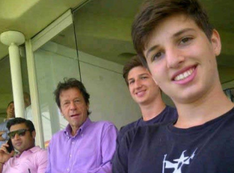 عمران خان کے بیٹوں نے پاکستان کے ویزے کی درخواست دے دی