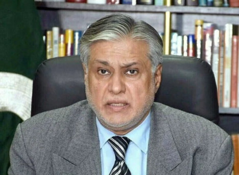قطر پر اسرائیلی حملہ، نائب وزیر اعظم اسحاق ڈار دوحہ پہنچ گئے