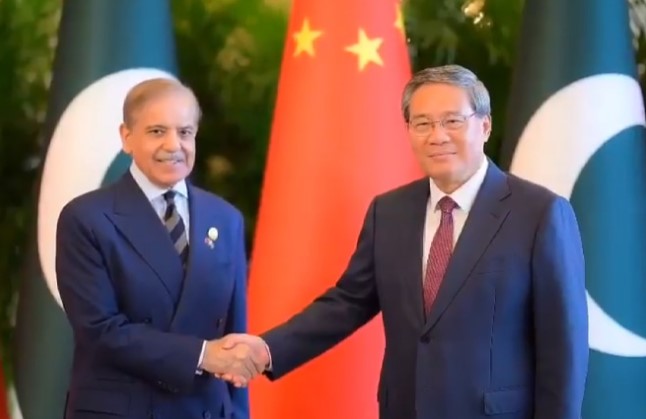 وزیراعظم شہباز شریف کی چینی ہم منصب سے ملاقات، معاہدوں اور یادداشتوں پر دستخط