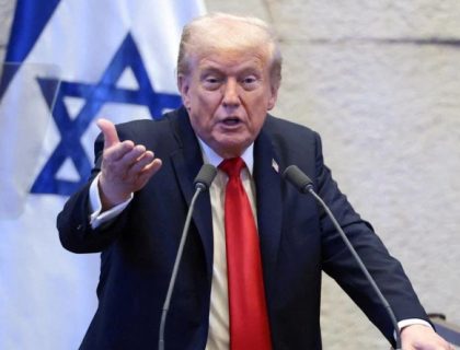 پاک بھارت جھڑپ میں 7 نئے اور خوبصورت طیارے تباہ ہوئے، ٹرمپ نے ایک بار پھر مودی کو نیچا دکھا دیا