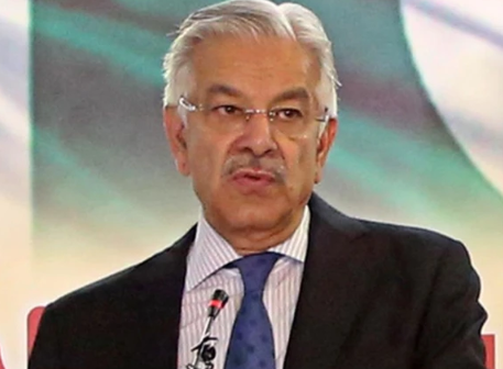 کابل کو پاکستان میں امن کی ضمانت دینی ہوگی، وزیر دفاع