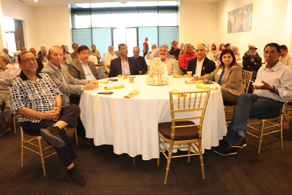 پاکستان بزنس فورم یوایس اے نے پروڈنشل کے تعاون سے ریٹائرمنٹ میڈی کیئر اور اسٹیٹ پلیننگ کے عنوا ن سے سیمینار منعقد کیا جس میں پیٹر اے مارز نے بنیادی معلومات فراہم کیں (تصویری جھلکیاں)