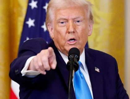 بی بی سی کو ایڈیٹنگ مہنگی پڑ گئی، ٹرمپ کی ایک ارب ڈالر ہرجانے کی دھمکی