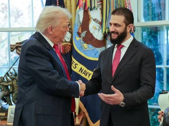 ٹرمپ کا شامی صدر احمد الشرع سے دلچسپ سوال، ویڈیو وائرل