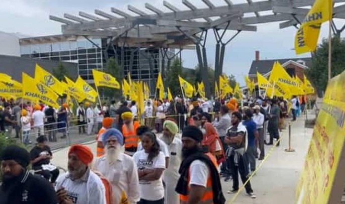 کینیڈا کا خالصتان ریفرنڈم، مشرقی پنجاب کی بھارت سے آزادی کیلئے لمبی قطاریں