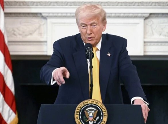 امریکا میں پناہ گزینوں کیلئے بند دروازہ کب کھلے گا؟ ٹرمپ نے مدت بتانے سے بھی انکار کر دیا