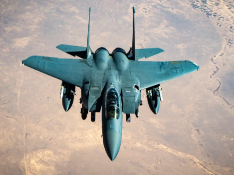 امریکا کے شام میں داعش کے ٹھکانوں پرشدید فضائی حملے