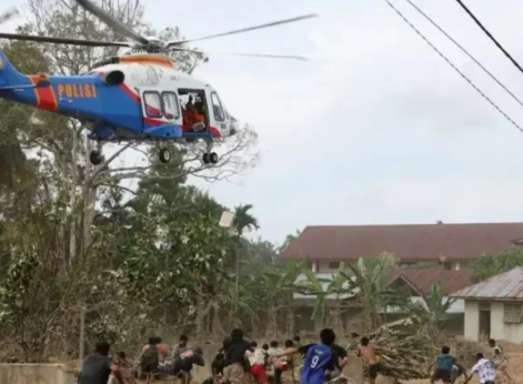 انڈونیشیا میں قیامت خیز سیلاب، 900 سے زائد ہلاکتیں