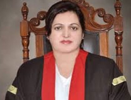 عدالتی سپریمیسی ختم کردی، بس چلتا تو آئین بھی معطل کردیتے، چیف جسٹس لاہور ہائیکورٹ کے سخت ریمارکس