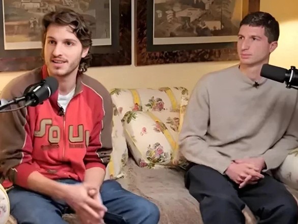 عمران خان کے بیٹوں کا والد سے ملاقات کے لیے پاکستان آنے کا اعلان