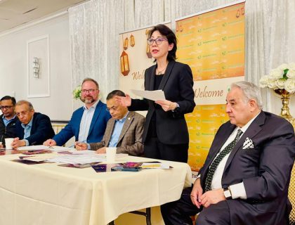 سالانہ ہیوسٹن مئیر افطار ڈنر یکم مارچ کو با یو سٹی ایونٹ سینٹرمیں ہوگا،25 سو سے زائد افراد کی میزبانی کرنے والے امریکہ کے سب سے بڑے ھیوسٹن افطار ڈنر کی تیاریاں شروع کردی گئیں،مئیر آفس اور سسٹر سٹی ایسوسی ایشنز سمیت درجنوں تنظیموں کے اشتراک سے منعقد ہونے والے سالانہ افطار ڈنر کی تیاریوں کا جائزہ لینے کیلے انتظامی کمیٹی کا اجلاس منعقد ہوا،ھیوسٹن افطار ڈنر کی انتظامی کمیٹی کے کوآرڈینیٹر سعید شیخ کی صدرات میں منعقدہ اجلاس میں مئیر ھیوسٹن کی نمائندہ جی جی لی اور سسٹر سٹیز ایسوسی ایشنز کے صدر جیمز نے بھی شرکت کی