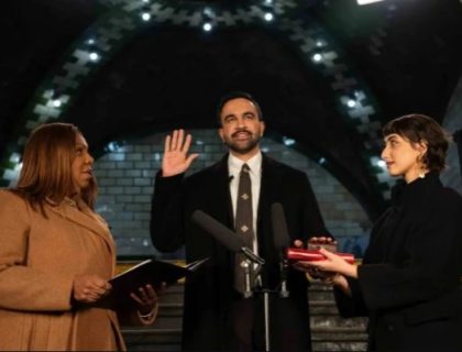 امریکا میں تاریخ رقم، قرآن پر حلف اٹھا کر زہران ممدانی نیویارک کے پہلے مسلم میئر بن گئے