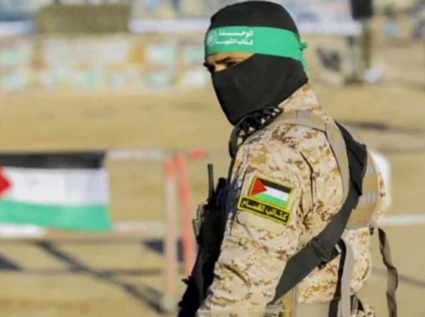 حماس کا غزہ کی حکومت فلسطینی کمیٹی کے حوالے کرنے کا اعلان، رفح بارڈر فوری کھولنے کا مطالبہ