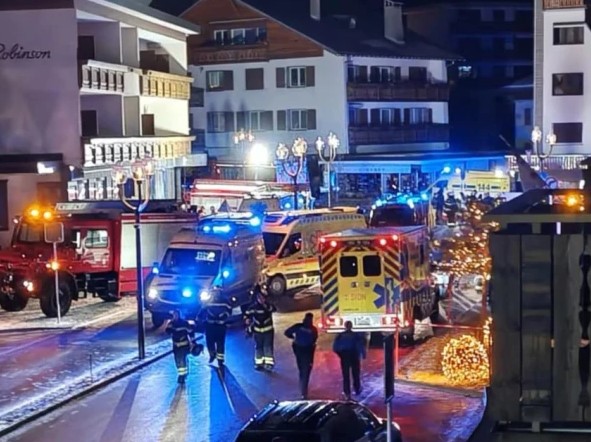 سوئٹزرلینڈ کے مشہور اسکی ریزورٹ میں خوفناک دھماکا، متعدد ہلاکتیں