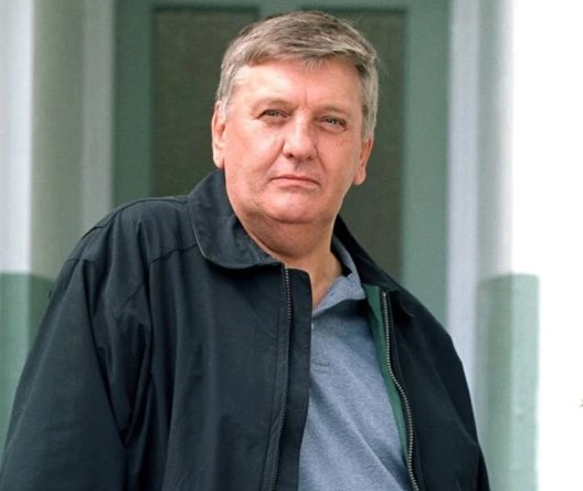 معروف اداکار 92 سال کی عمر میں انتقال کرگئے