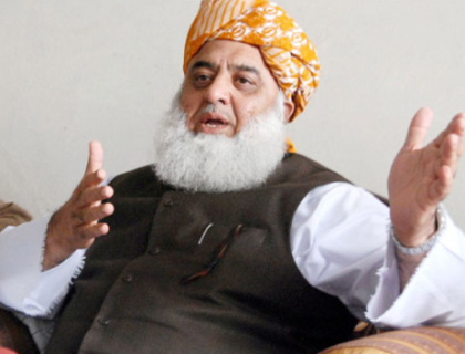 نواز شریف اور شہباز شریف غلامی قبول کرتے ہیں تو انہیں مبارک، ہم غلامی قبول نہیں کریں گے، مولانا فضل الرحمان