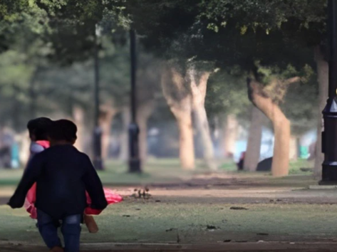 کینسر سے جنگ جیتنے والے نے اپنے شہر کو گرین زون میں تبدیل کردیا