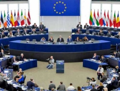 یورپی یونین کا امریکا کیساتھ تجارتی معاہدہ معطل کرنے پر غور