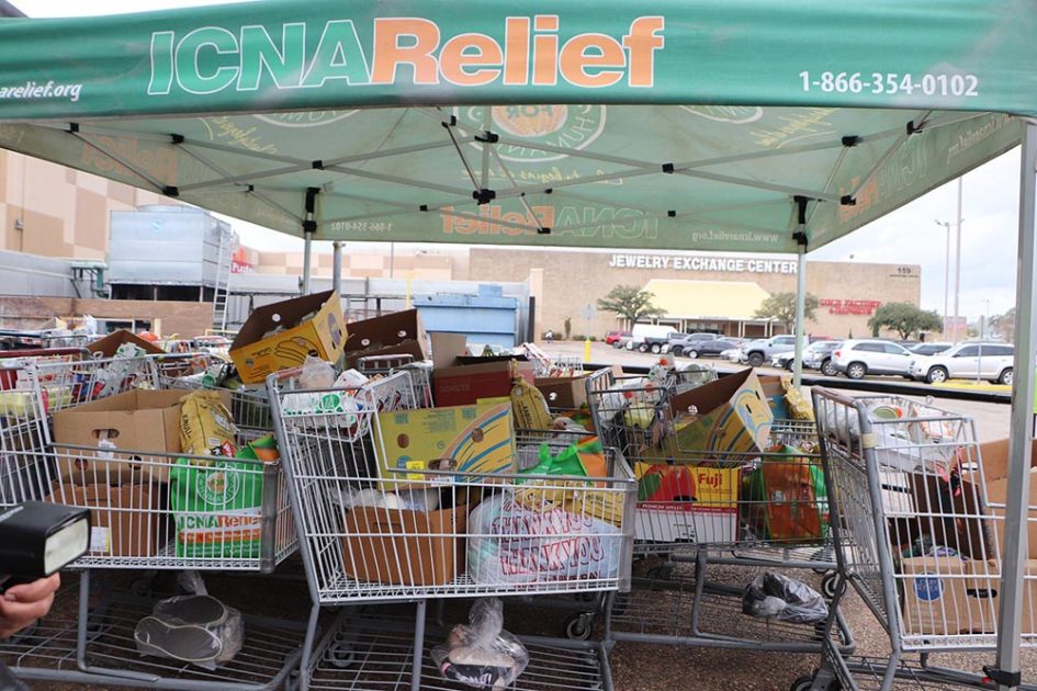 اکنا ریلف کی جانب سے حسب روایت رمضان کی آمد کے موقع پر مستحق فیملیز کیلئے رمضان کی مناسبت سے ضروریات زندگی اشیا ء تقسیم کی جاتی ہیں اس سال بھی رمضان کی آمد کے موقع پر مستحق افراد کی بہت بڑی تعداد نے استفادہ حاصل کیا(تصویری جھلکیاں)