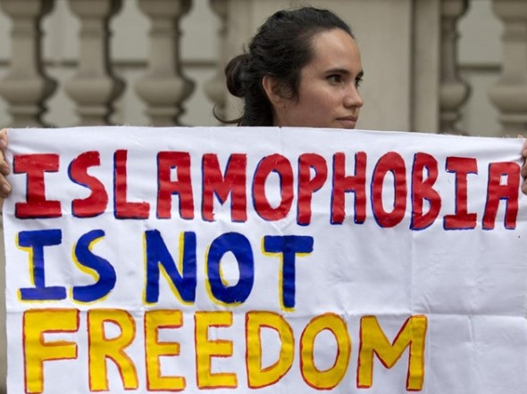 امریکا میں ریپبلکن رکنِ کانگریس کے مسلم مخالف بیان پر شدید احتجاج، استعفے کا مطالبہ