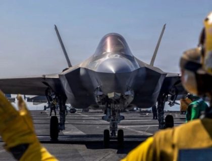 ایران سے کشیدگی میں شدت، امریکا نے قطر اور بحرین سے اپنے ہزاروں فوجی نکال لئے