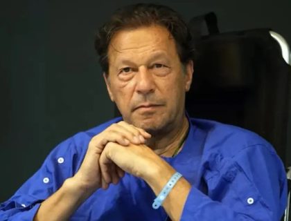 سابق کپتانوں کا حکومت پاکستان سے عمران خان کو بہترین طبی سہولیات فراہم کرنے کا مطالبہ