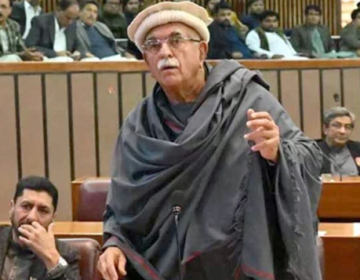 محمود اچکزئی کی وزیراعظم کو 8 فروری کے احتجاج میں شریک ہونے کی پیشکش