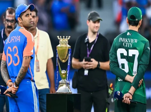 پاکستان کا ٹی20 ورلڈ کپ میں شرکت کا فیصلہ، بھارت کیخلاف میچ نہ کھیلنے کا اعلان