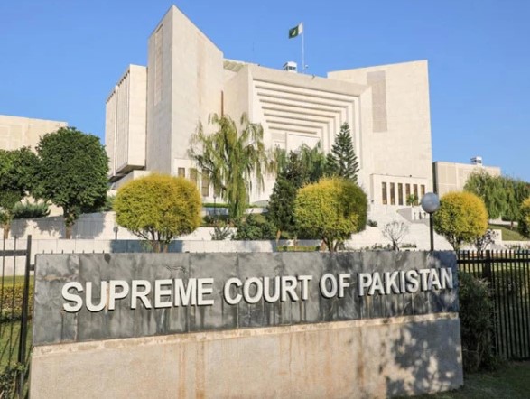 ہتکِ عزت کیس؛ شہباز شریف کیخلاف عمران خان کی درخواست پر 3رکنی بینچ تشکیل دینے کا حکم