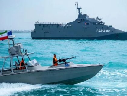 امریکا نے آبنائے ہرمز میں مائنز بچھانے والی 16 ایرانی کشتیوں کی تباہی کا دعویٰ کردیا